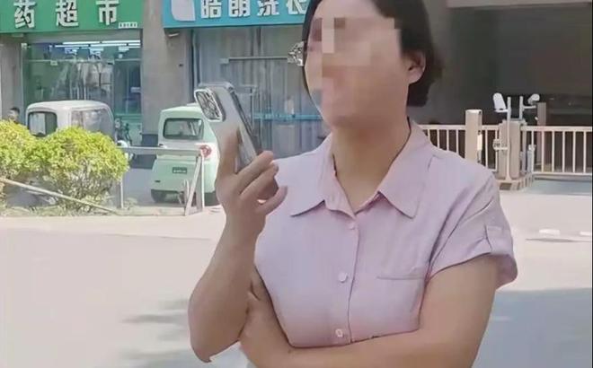 ”身份被扒小伙拒删介入老板回应pg电子中国后续！西安“换饼姐(图3)